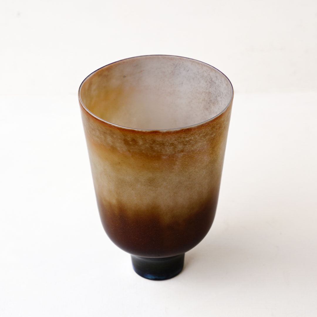 1.9m vase br A