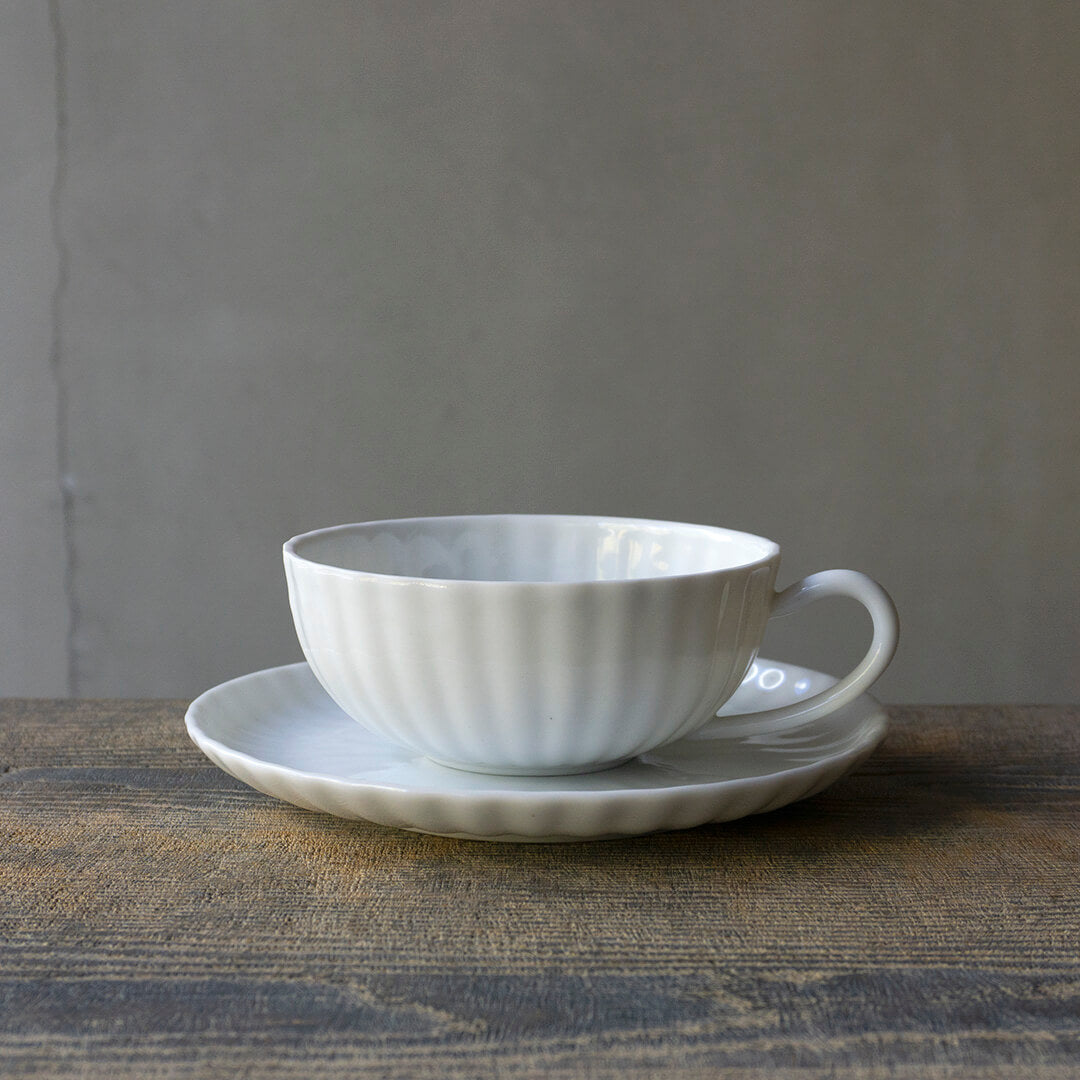 Yuichi Murakami - White Porcelain Tea Cup Saucer "Rinka"