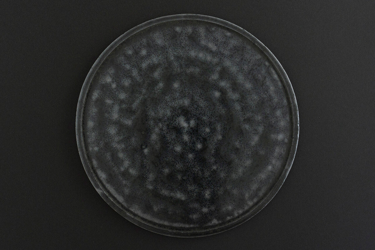 矢野直人 黒釉皿 26cm