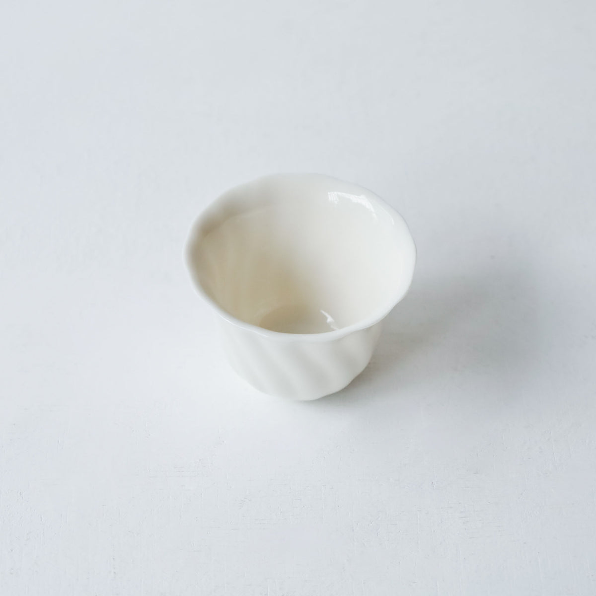 村上雄一 芳韻花弁茶杯　14弁